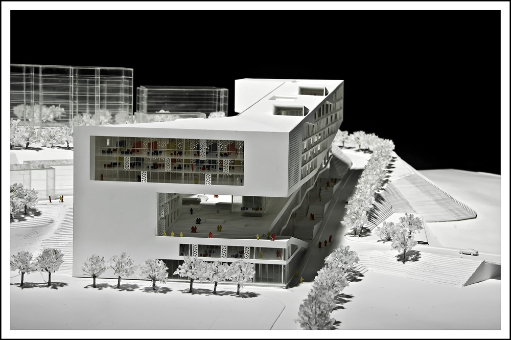 integrated_teaching_building-05-presentation_model1_20091030_1226869954.jpg