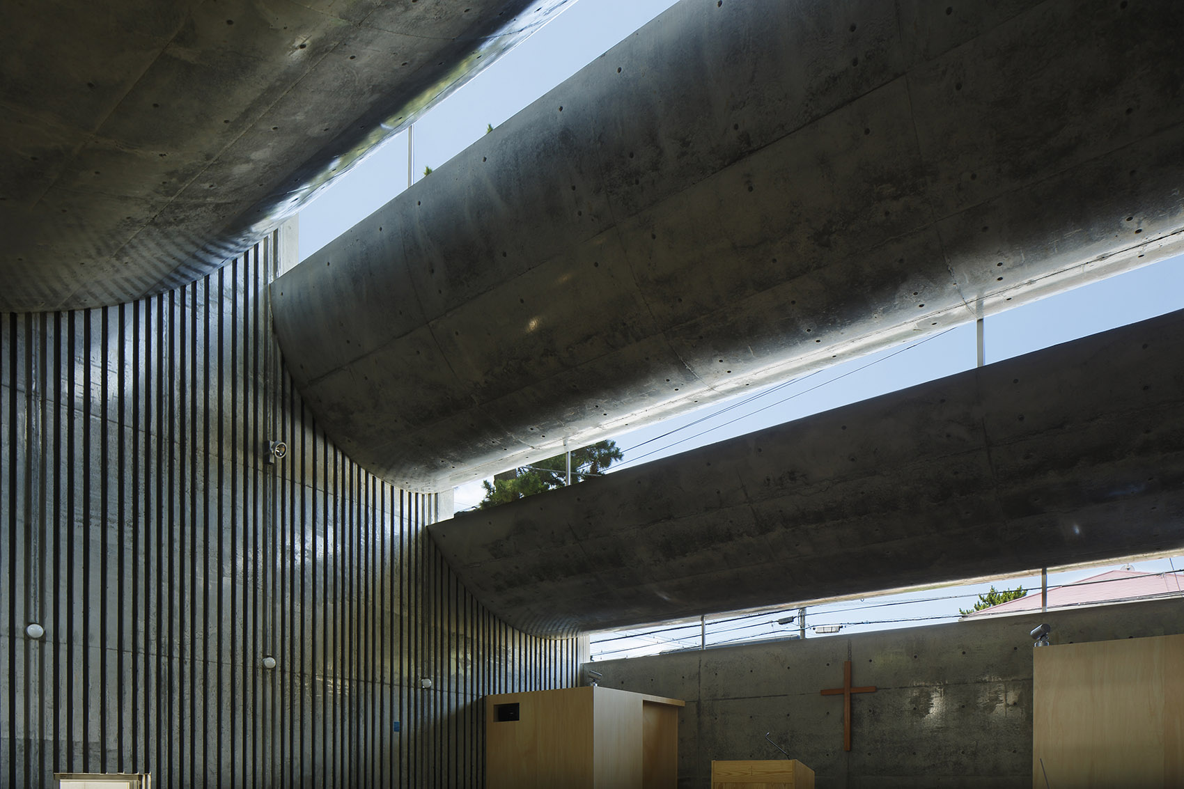 040-shonan-christ-church-by-takeshi-hosaka-architects.jpg