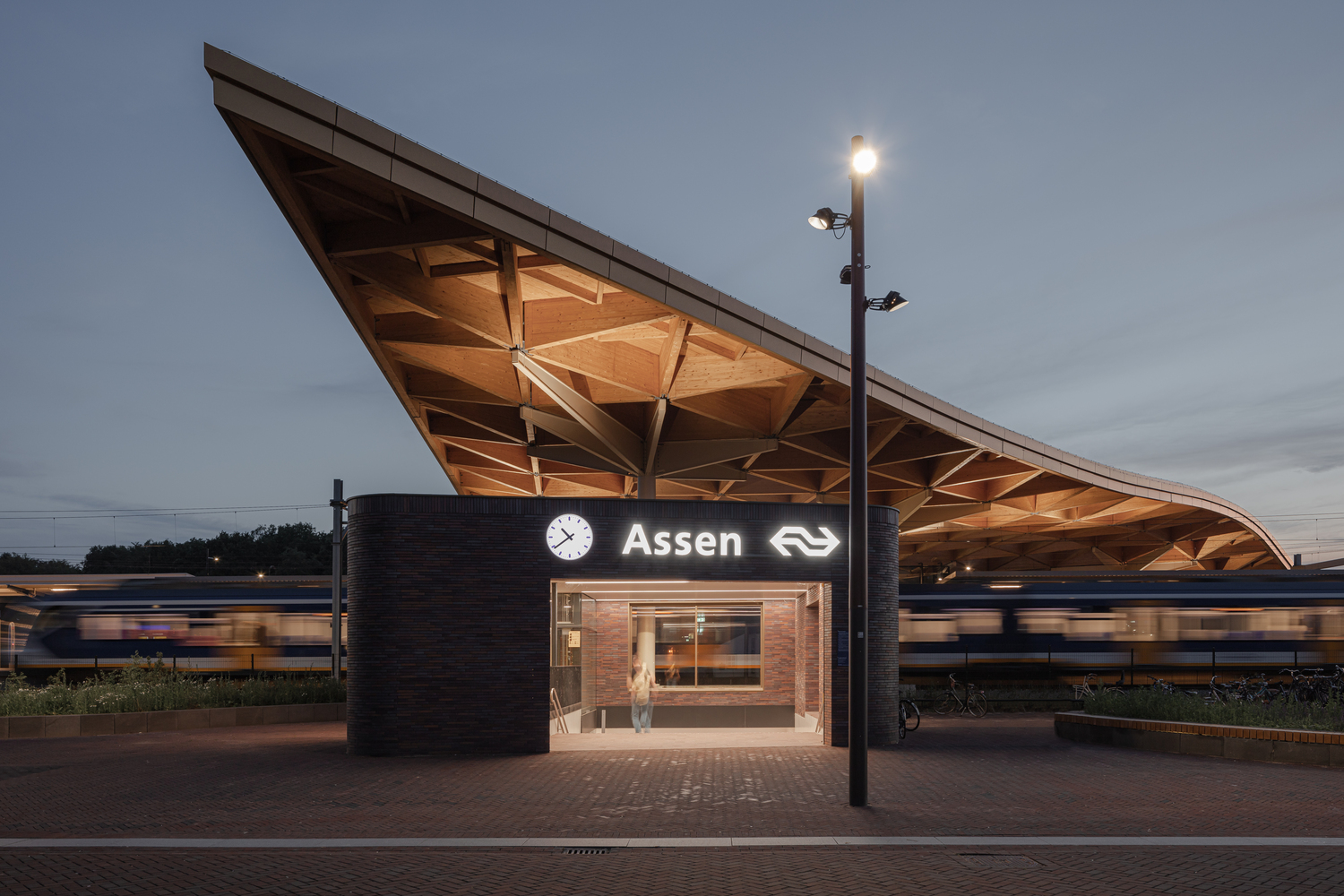 Station_Assen_DZH_PHC_Foto_Sebastian_van_Damme_020.jpg