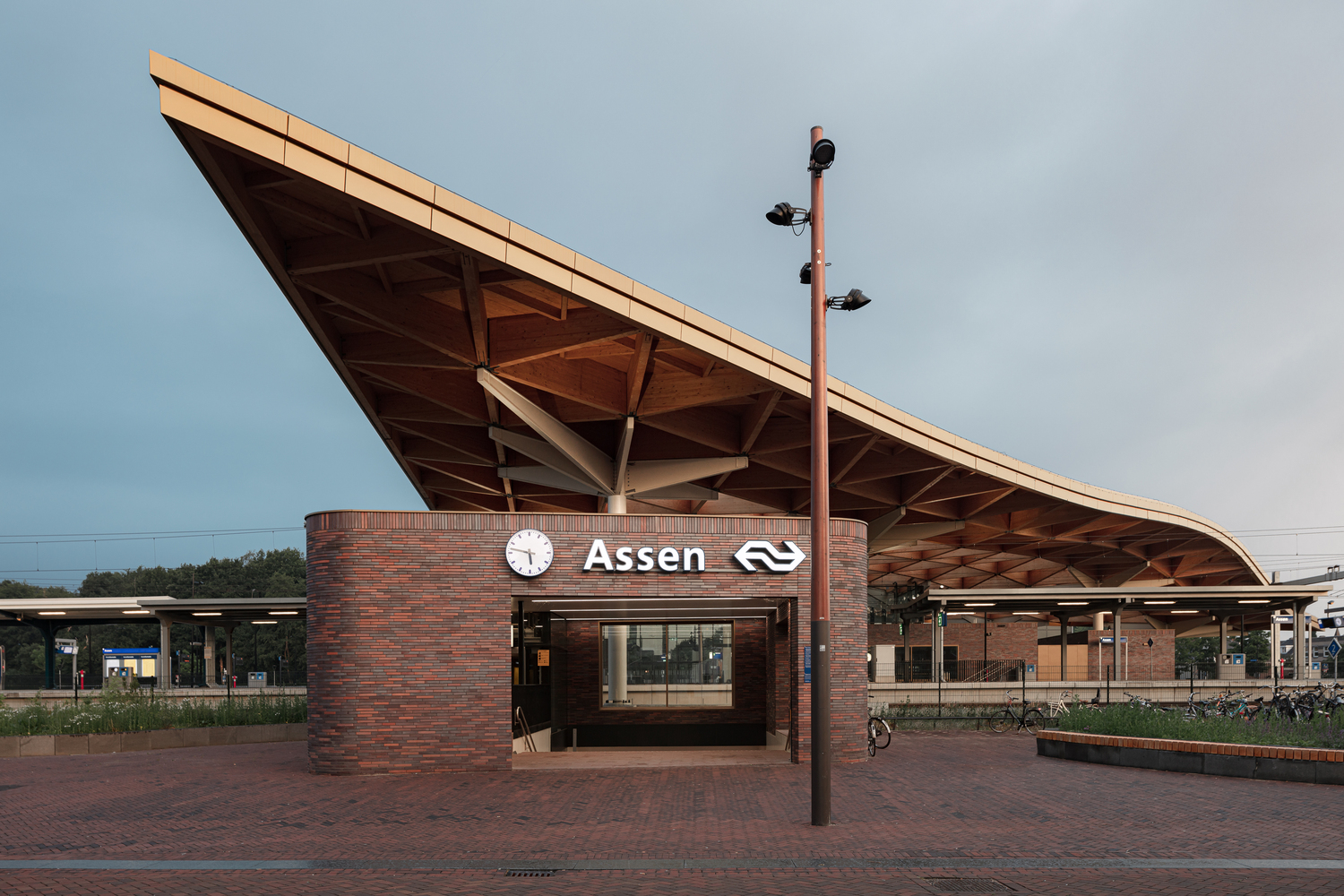 Station_Assen_DZH_PHC_Foto_Sebastian_van_Damme_003.jpg